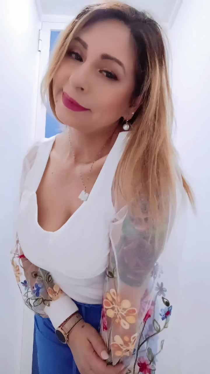 @✨💫 M U R I E L 💫 ✨