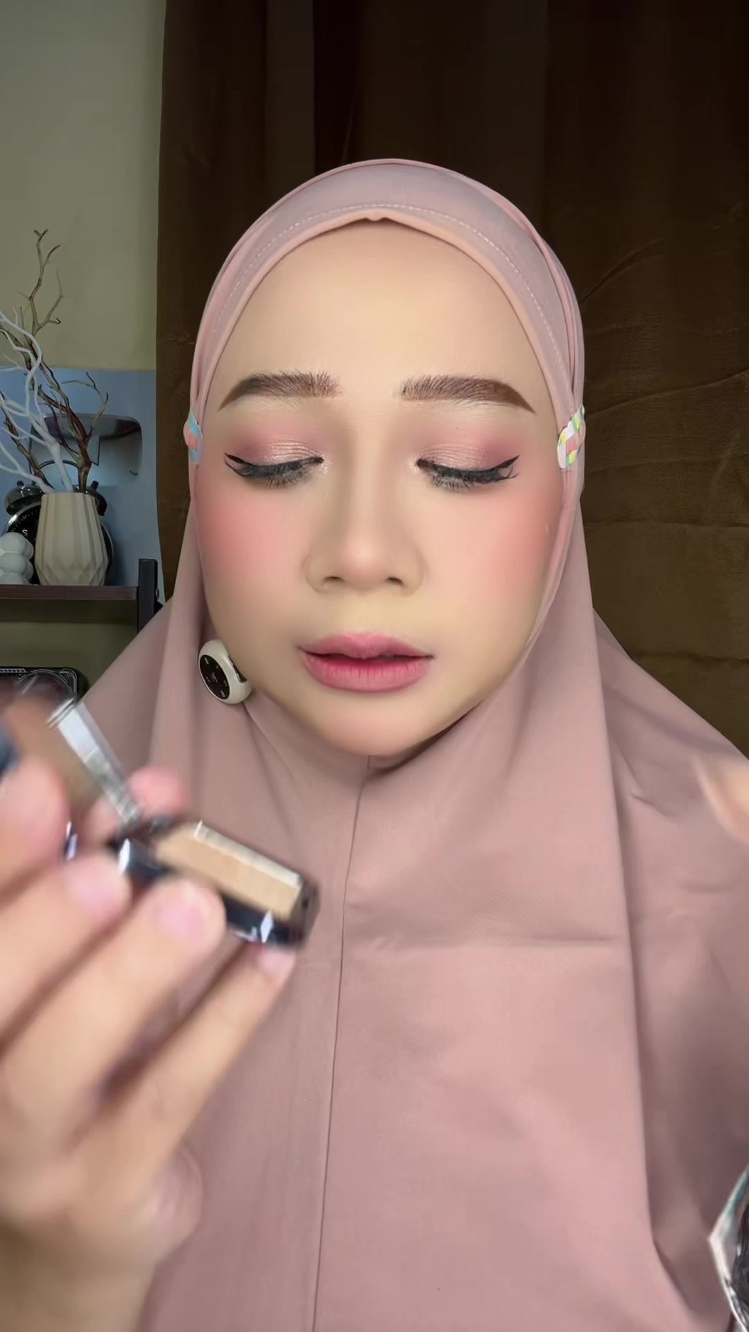 @Anis Yunia Akbar (AYA)