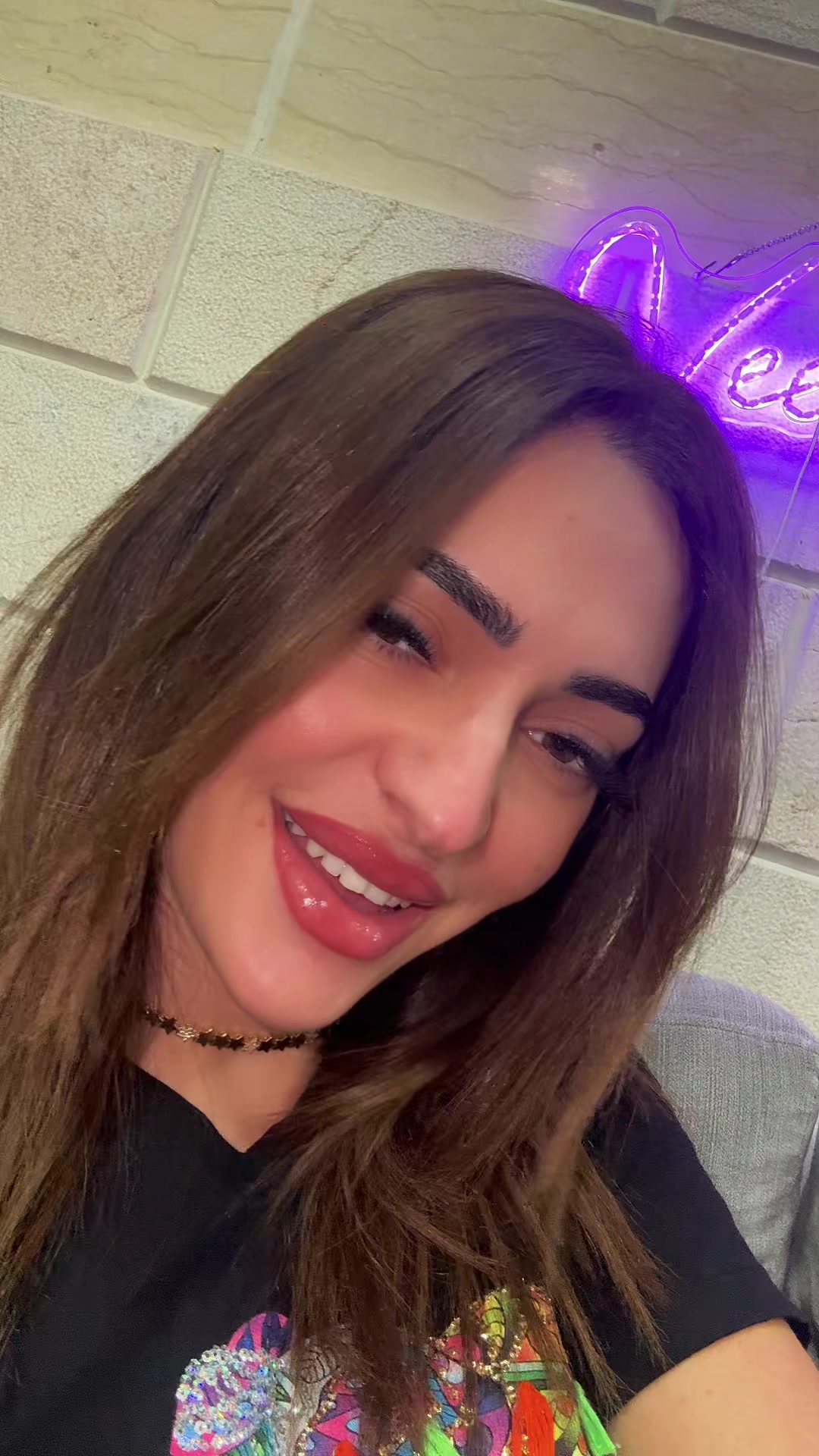 @Veee✨