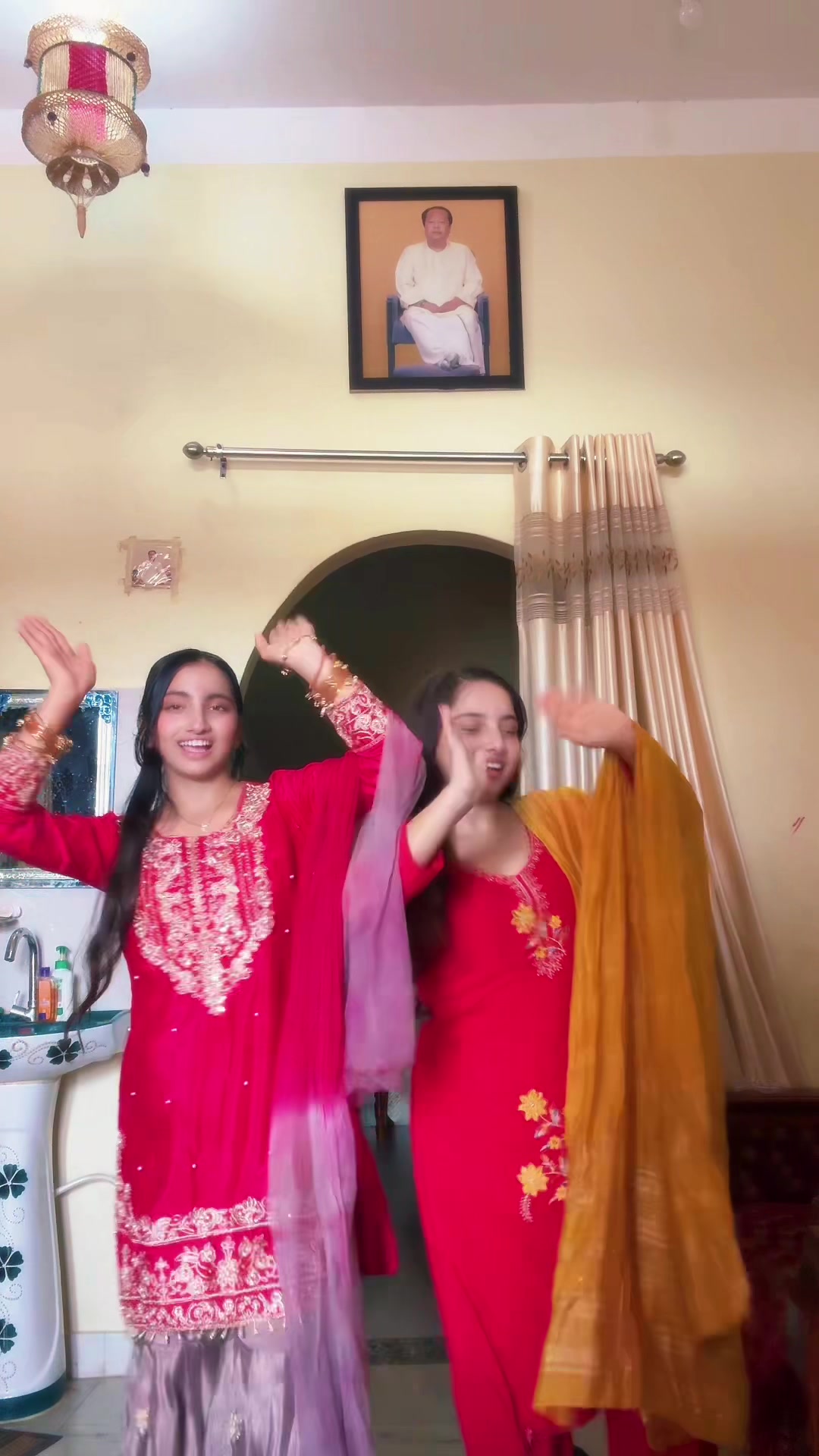 @dilmaya poudel❤️