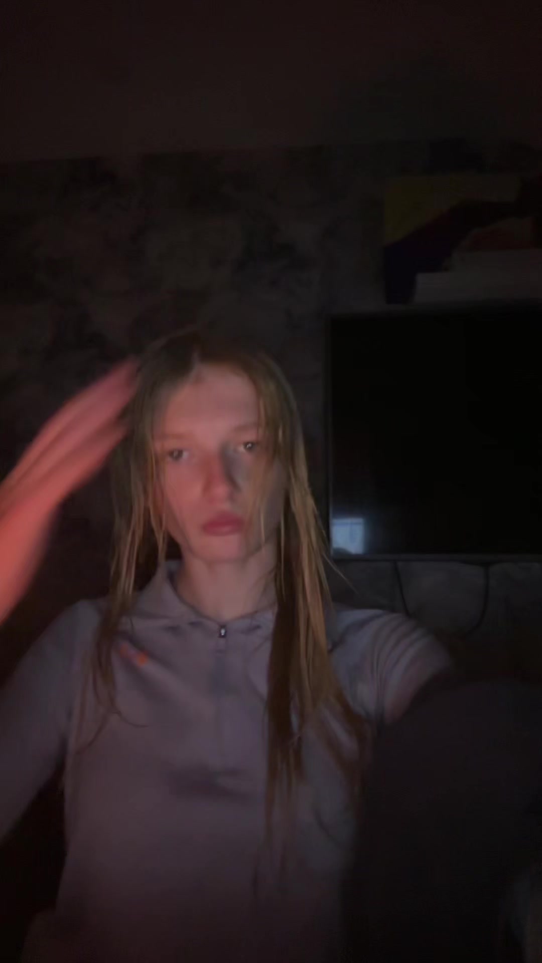 @LEONA