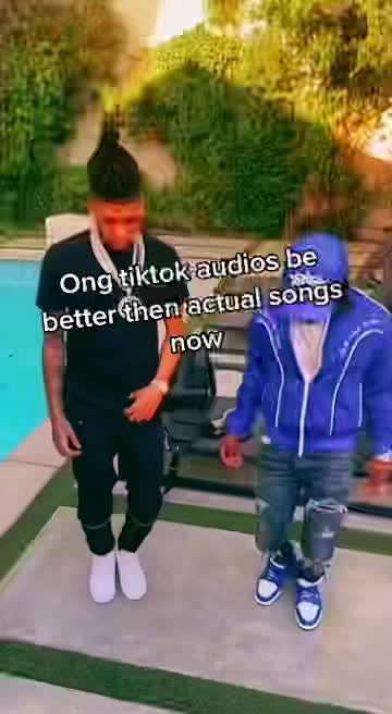 @😱