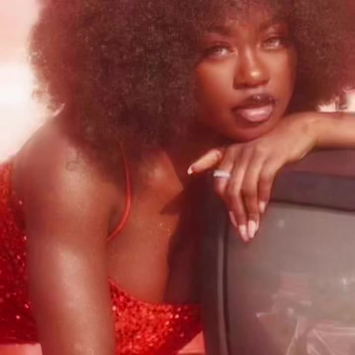 @🌍