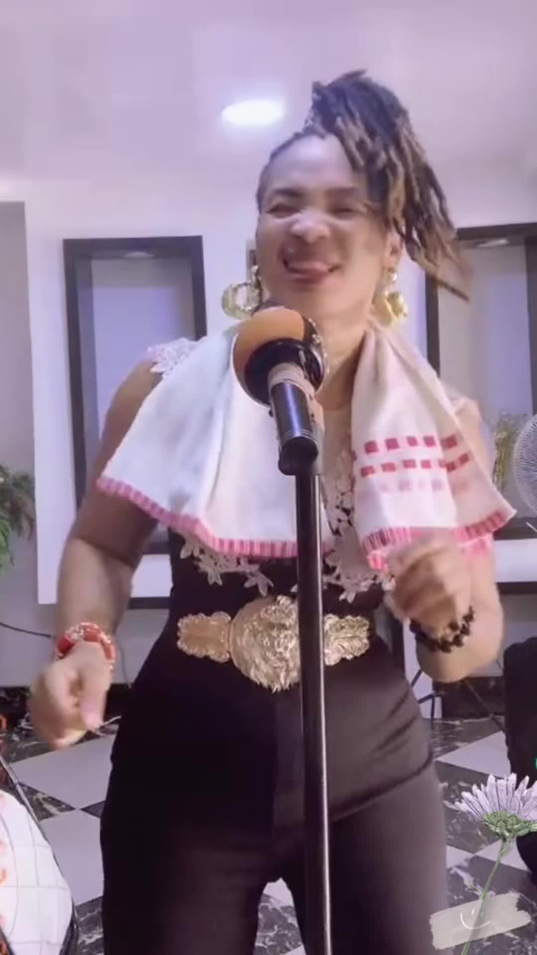 @sayneyo