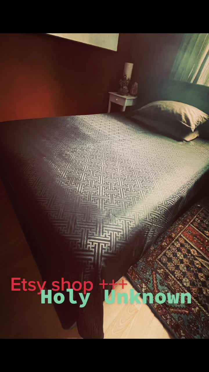 @holyunknown