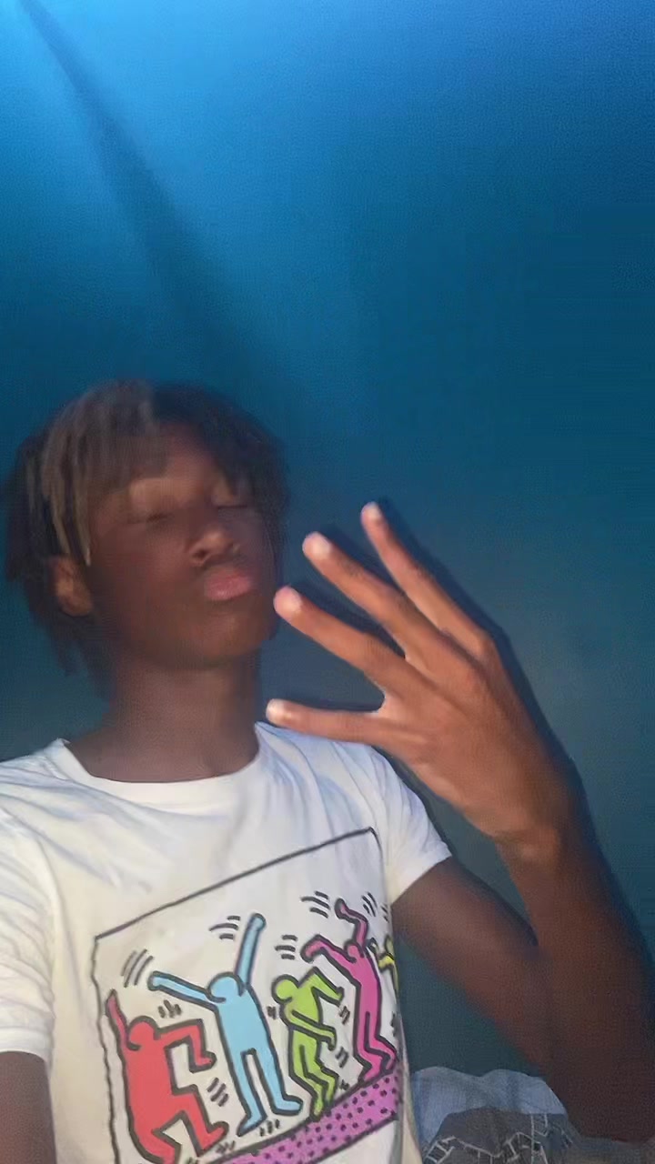 @Tris👨🏿🦰