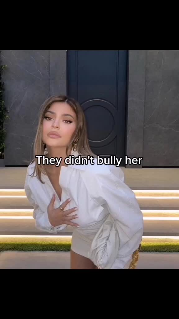 @Kylie Jenner