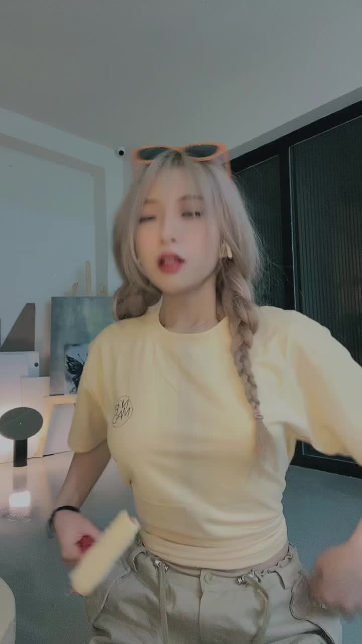 @Zika_hila😈