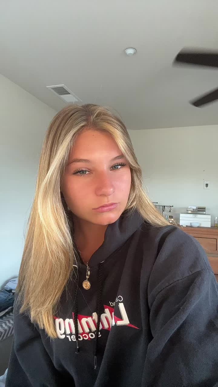 @lily