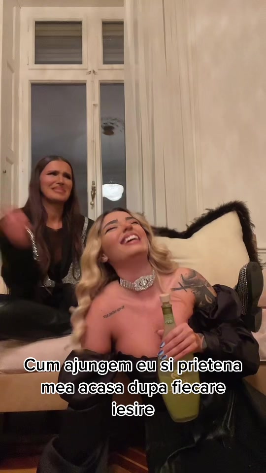 @Elisa A