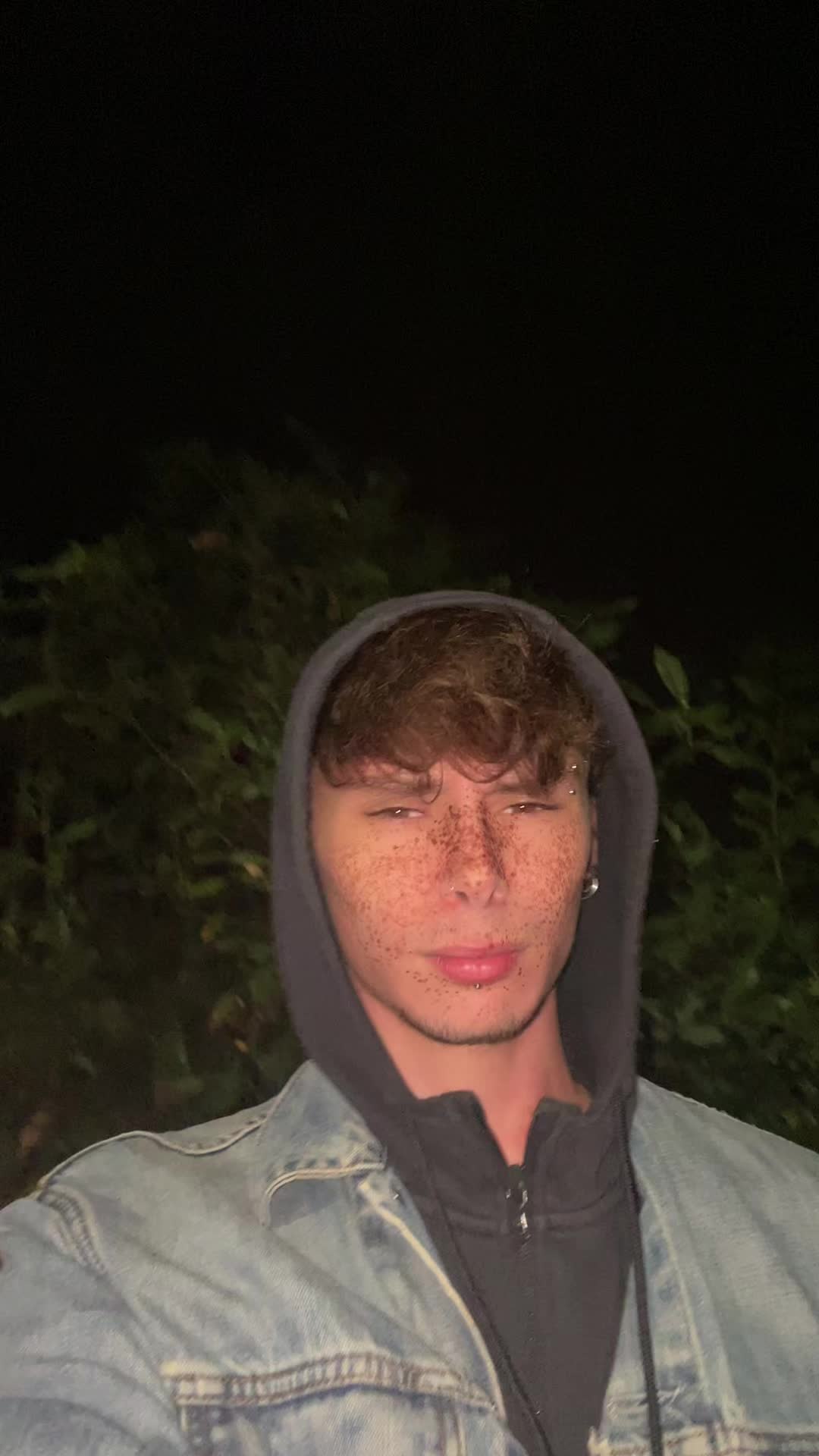 @ʎsuɐᴉƃ