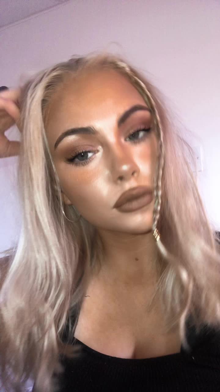 @Lotty Louise