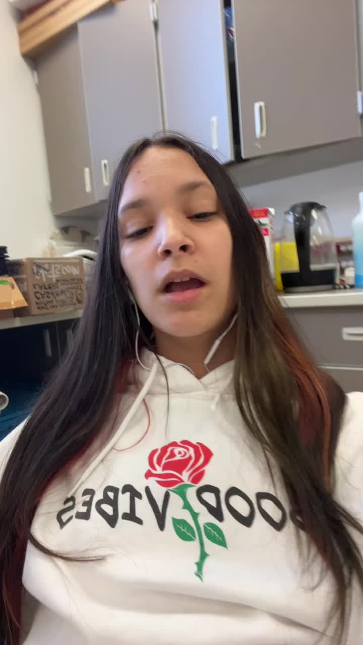 @M.O.N💵💁🏽♀️