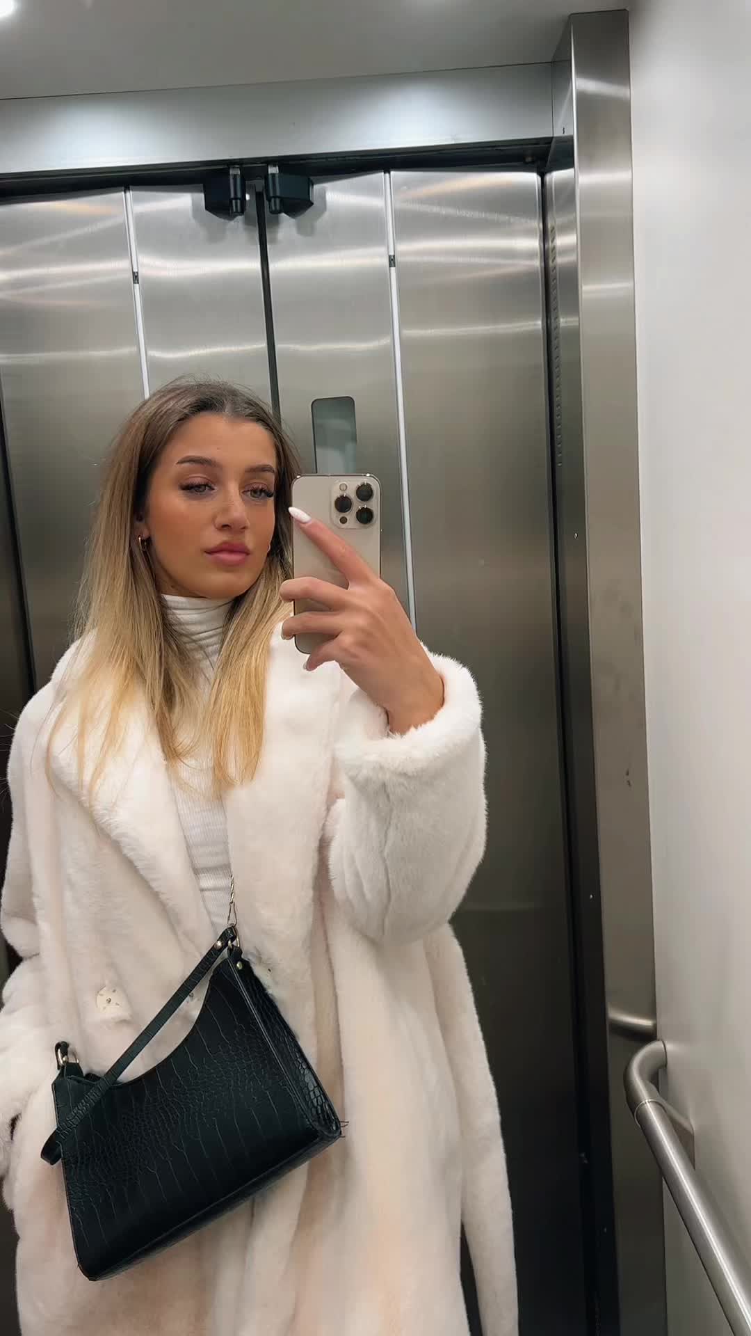 @Mia Todorova