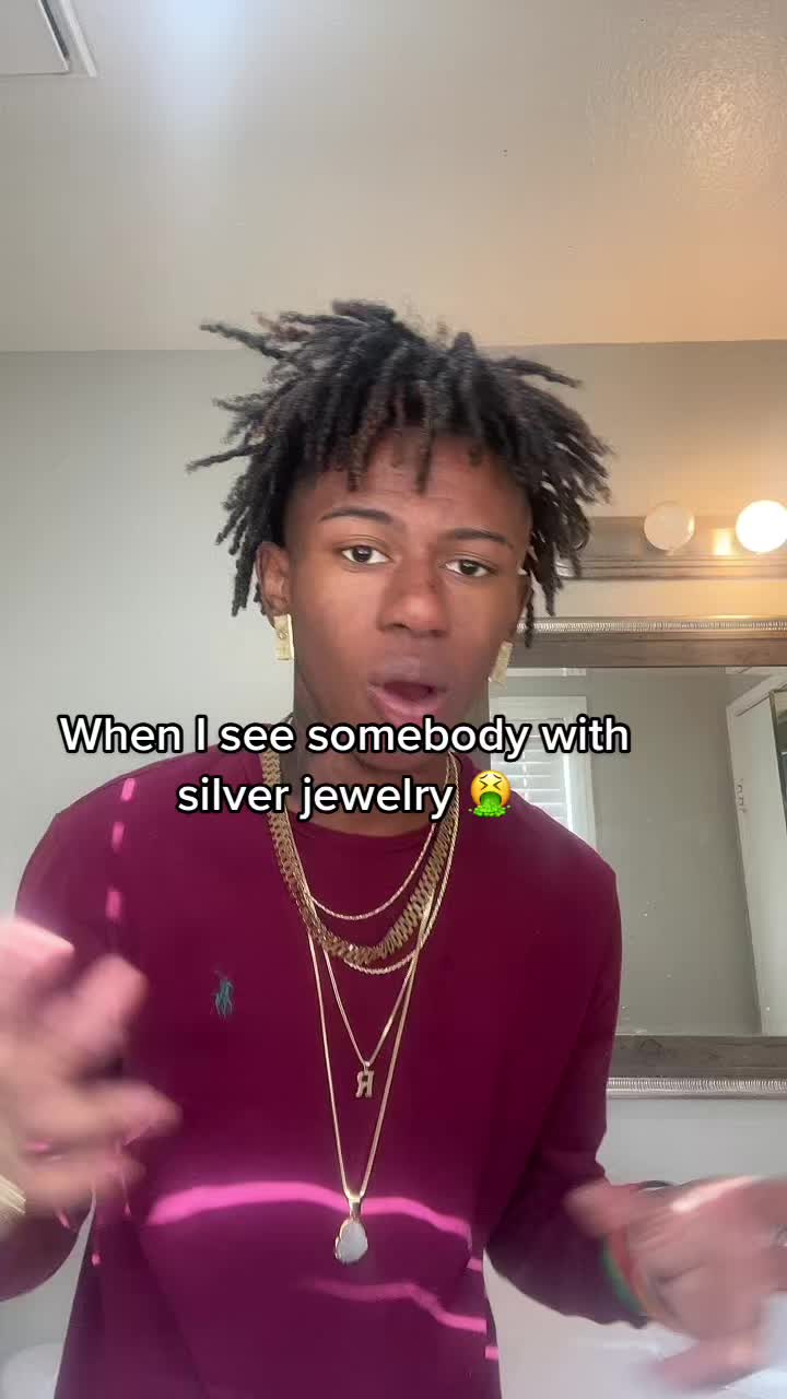 @MoneyMadeRain♛