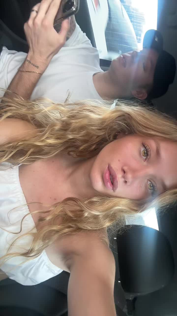 @luludellacorte