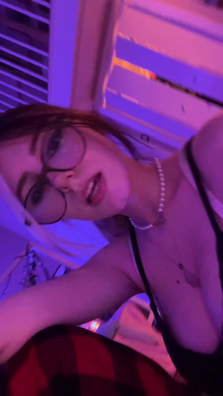 @Leela🪿
