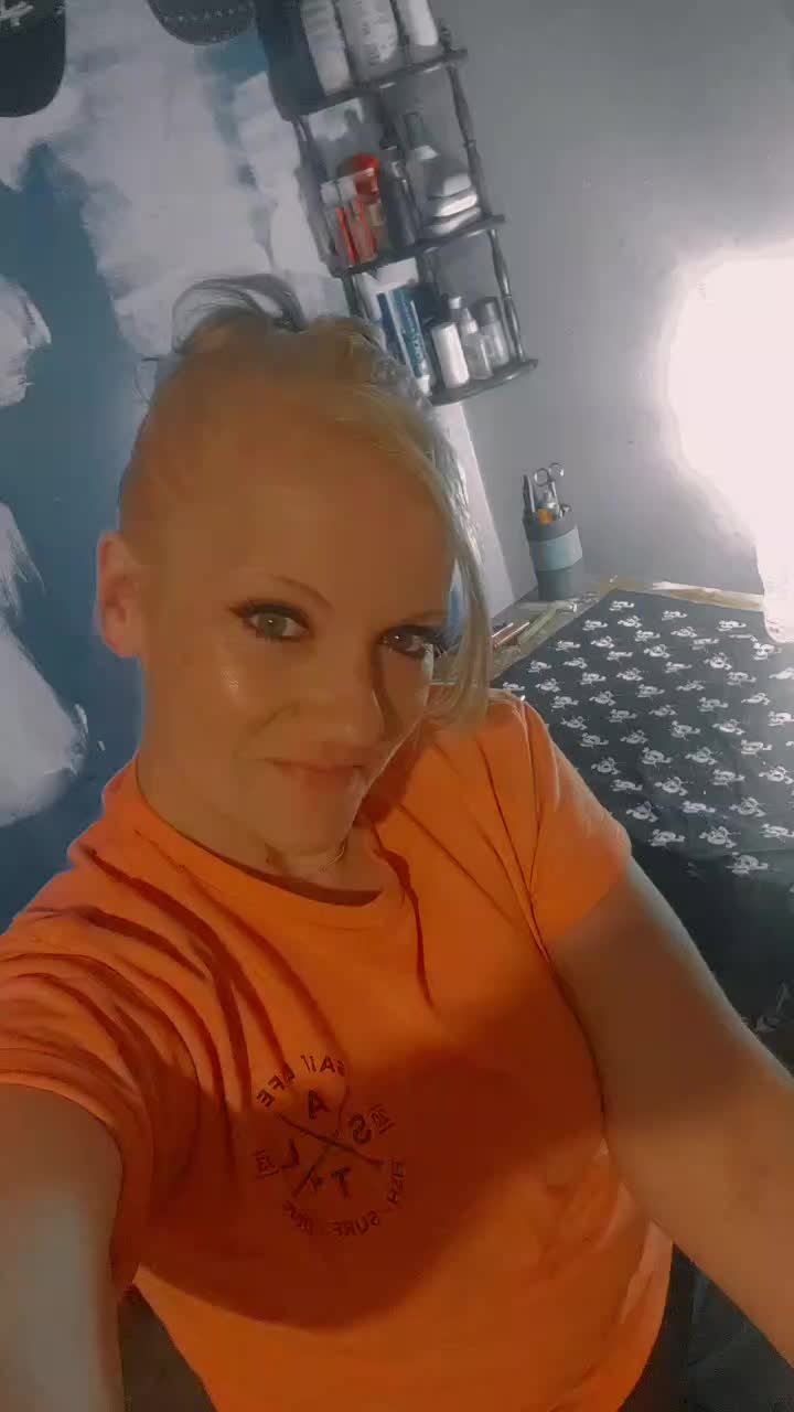 @adriennelambert3