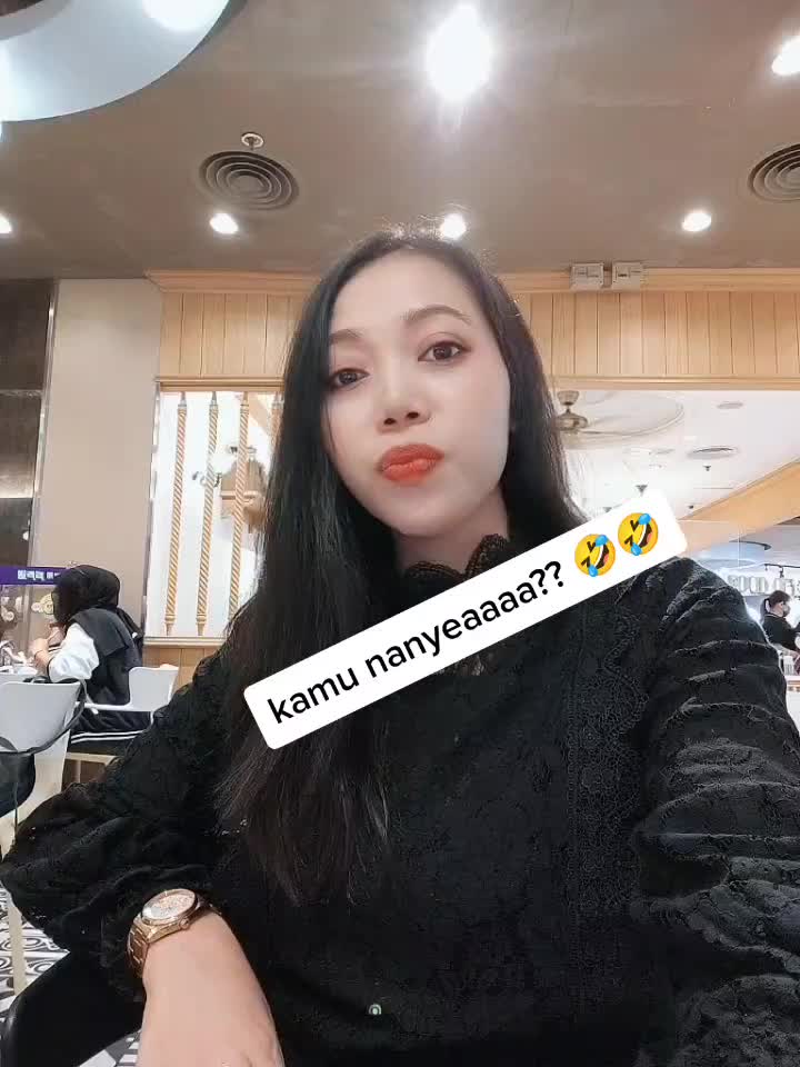 @rererenita85