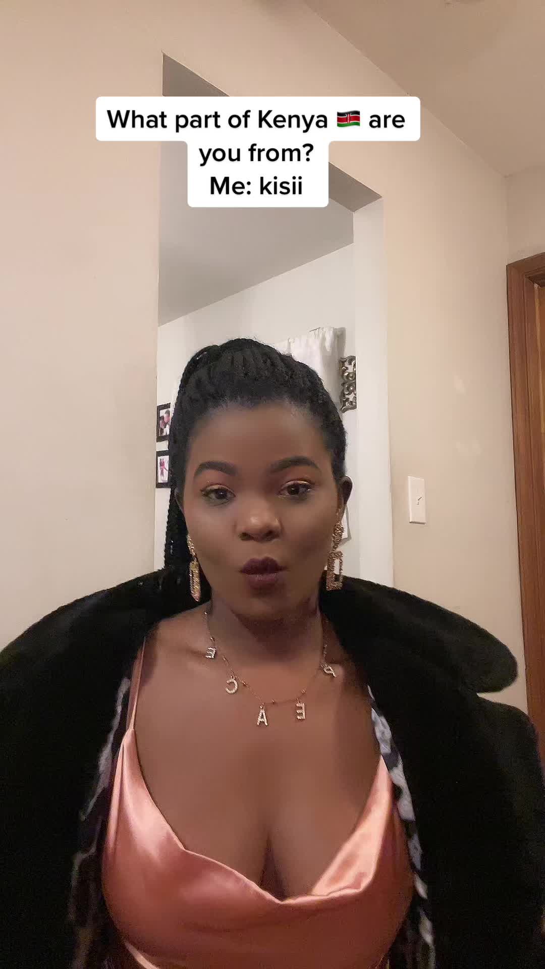 @Vayonah 🇺🇸 🇰🇪
