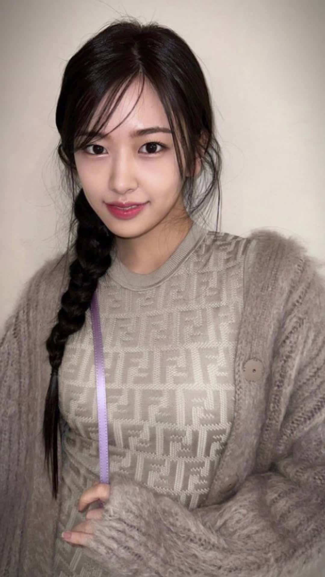 @🐰