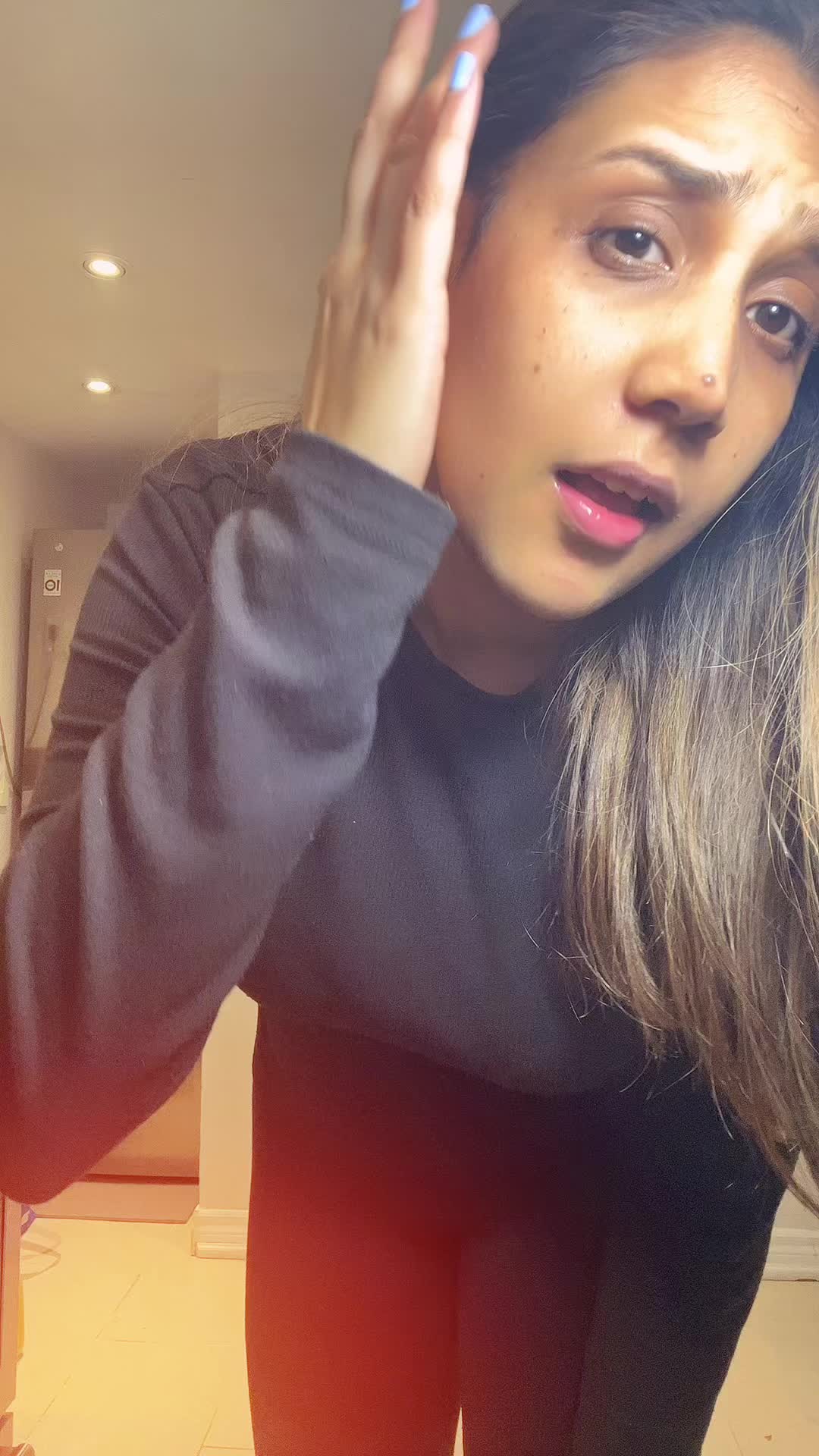 @Unni ✨