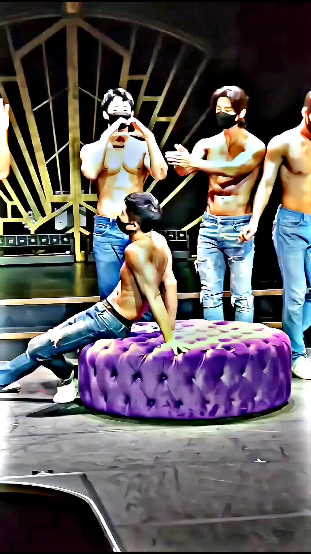 @boyslove1995
