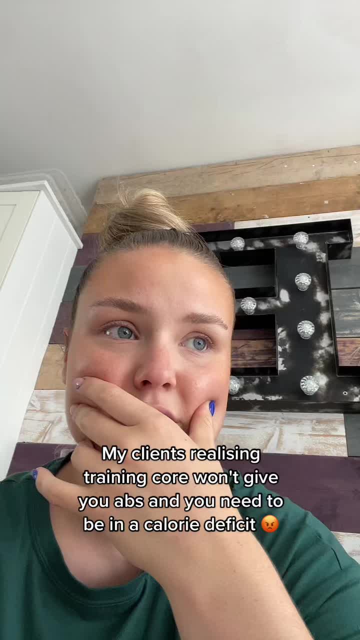@Evie Rowles