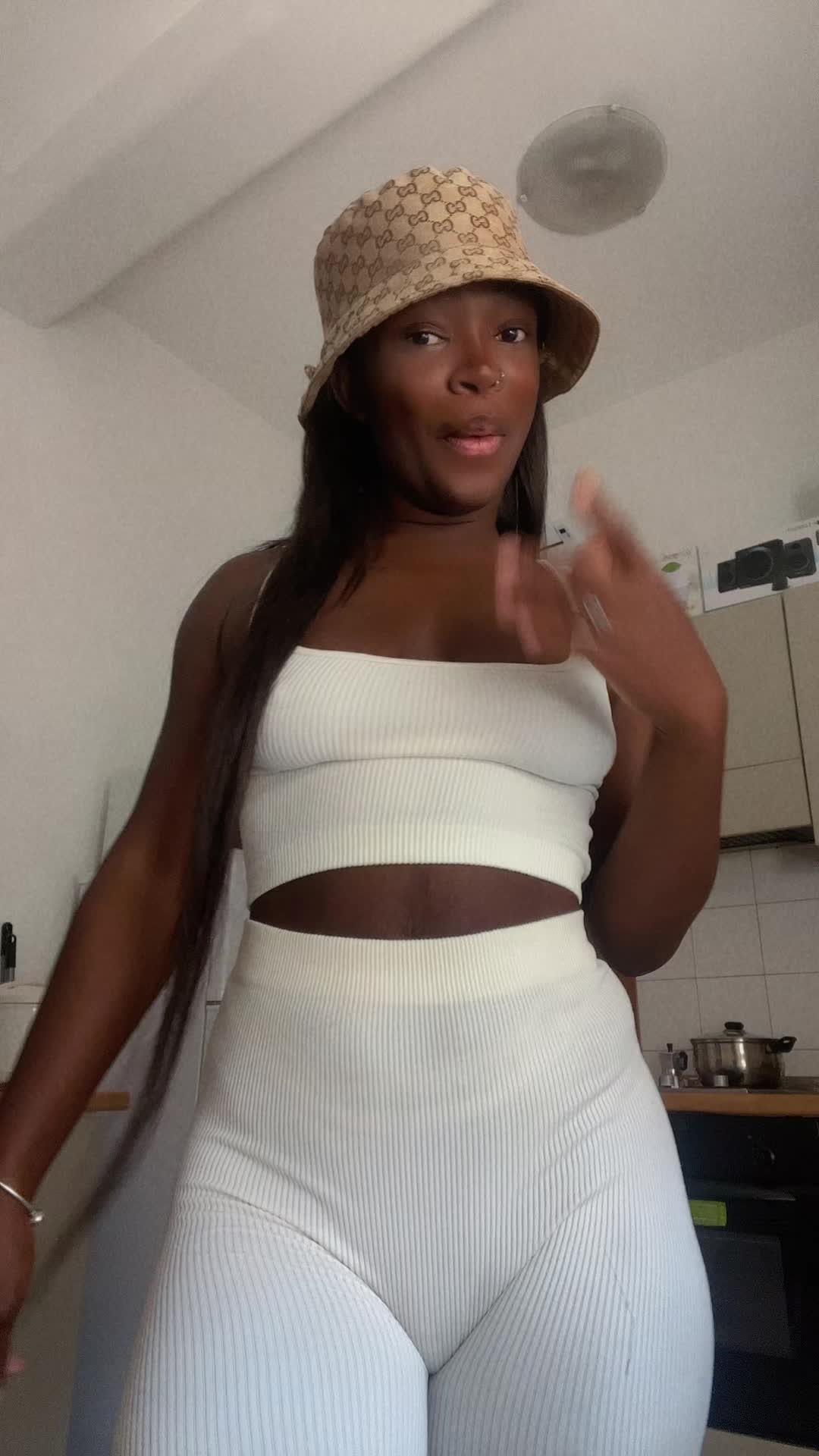 @Fashion_kkilla