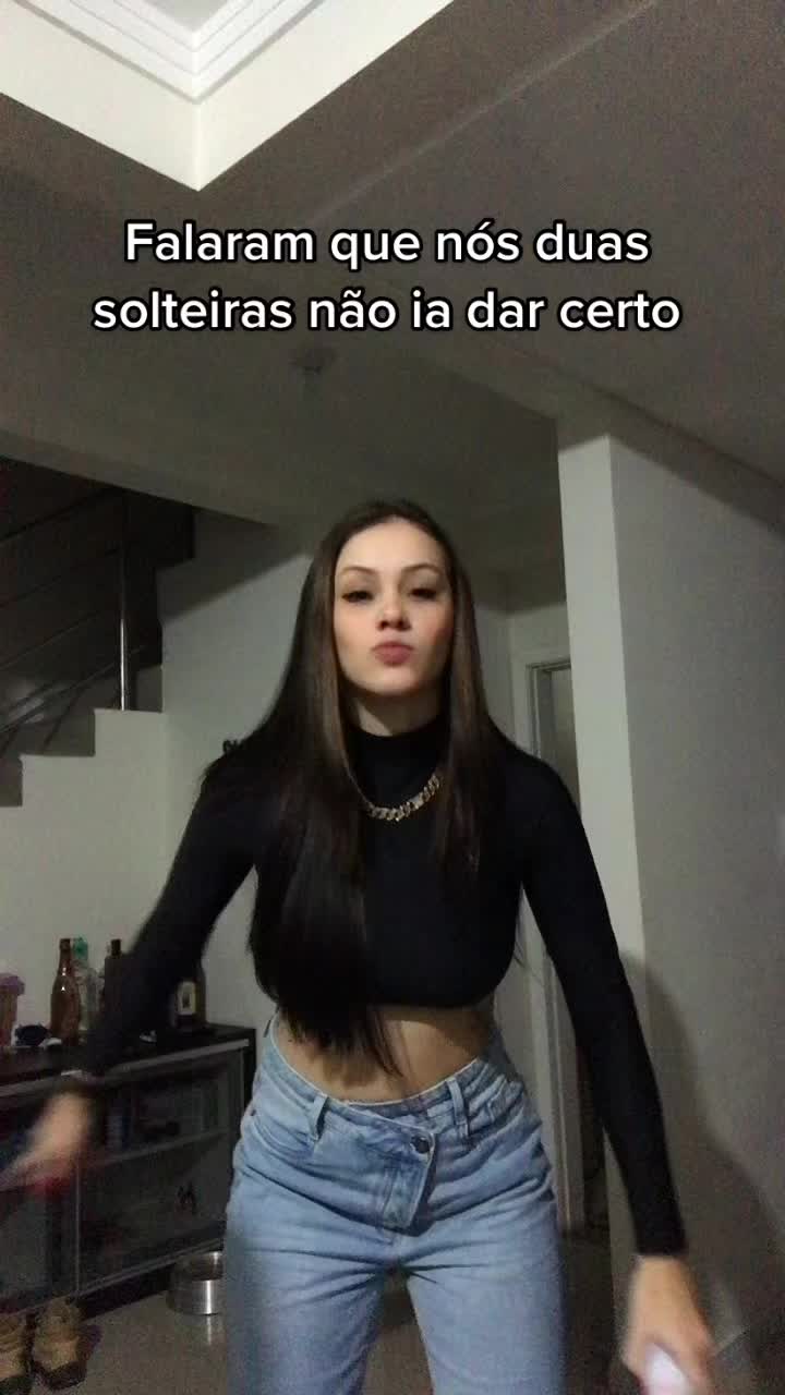 @Locadacabe&ccedil;a