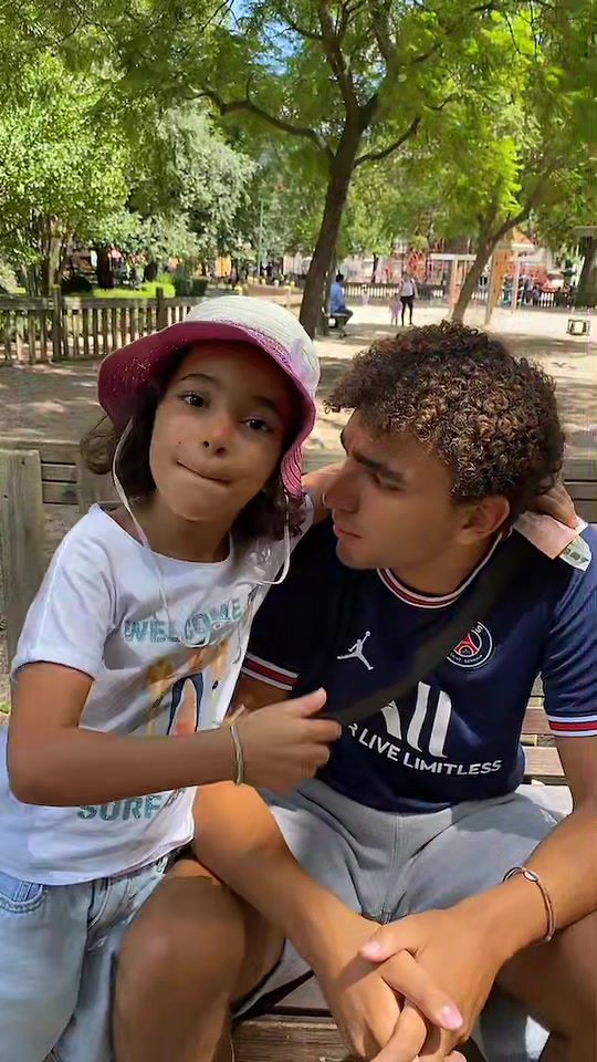 @BENZIZOU