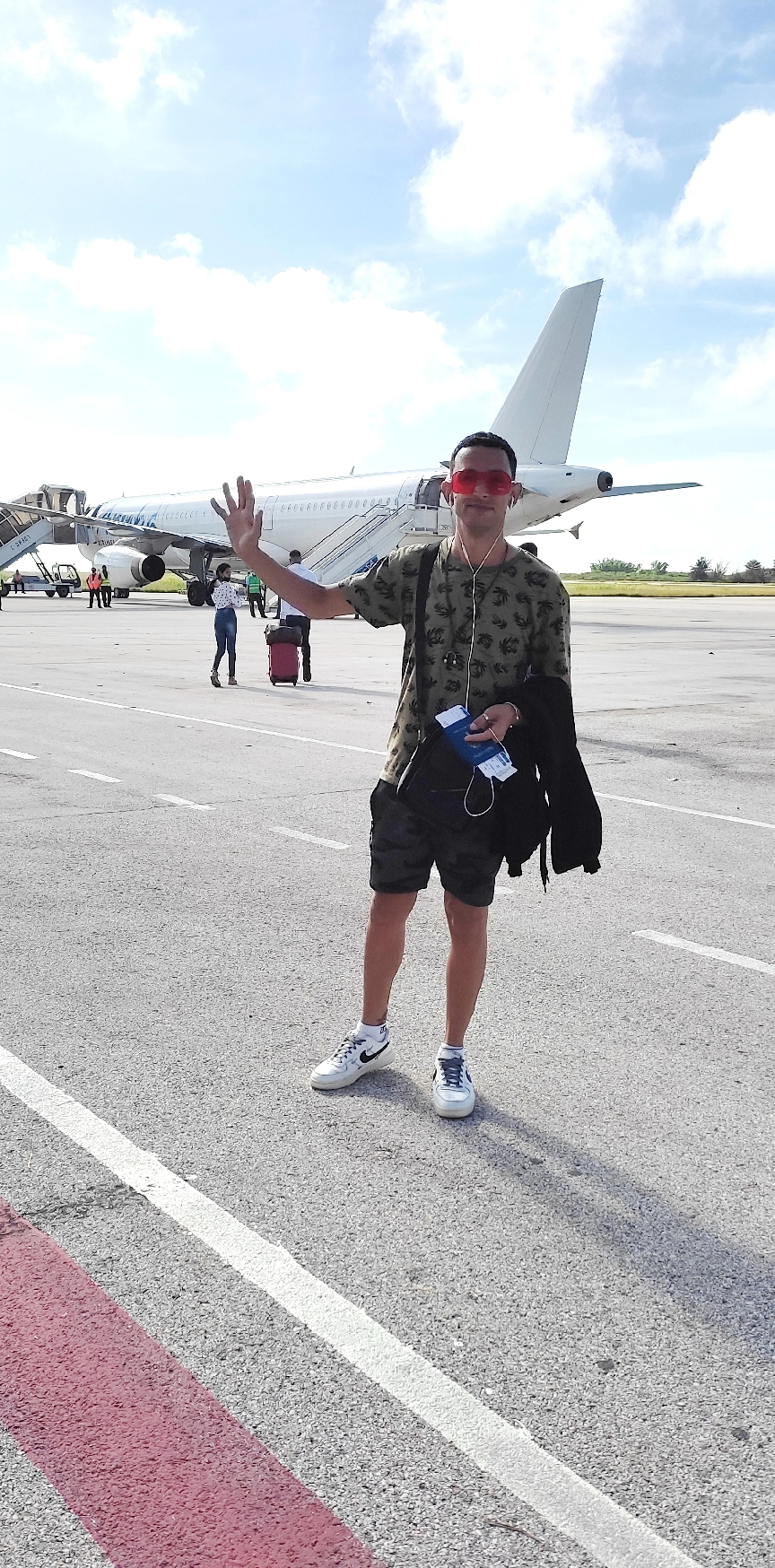 @TheCarlos🇨🇺🇲🇽