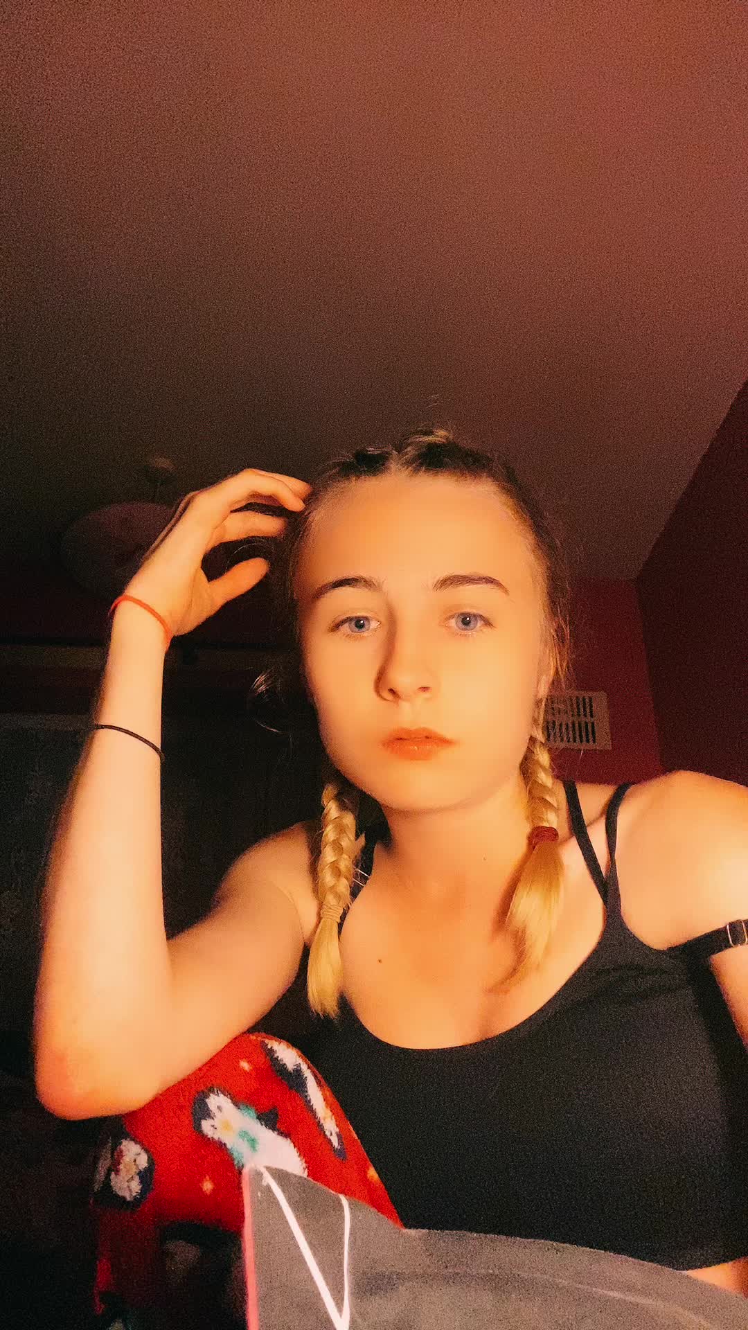 @bbygirl77873