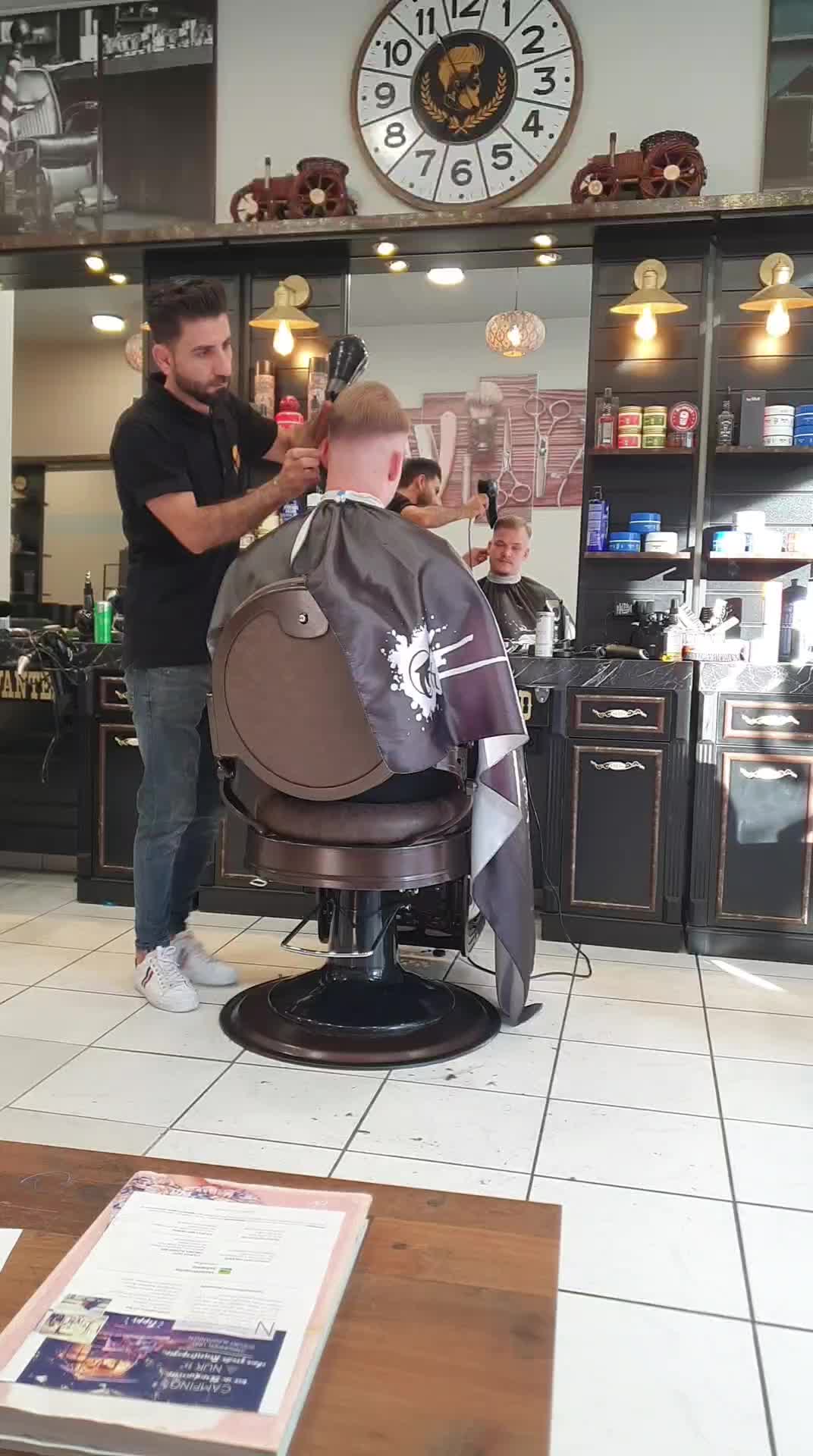 @dino-barbershop