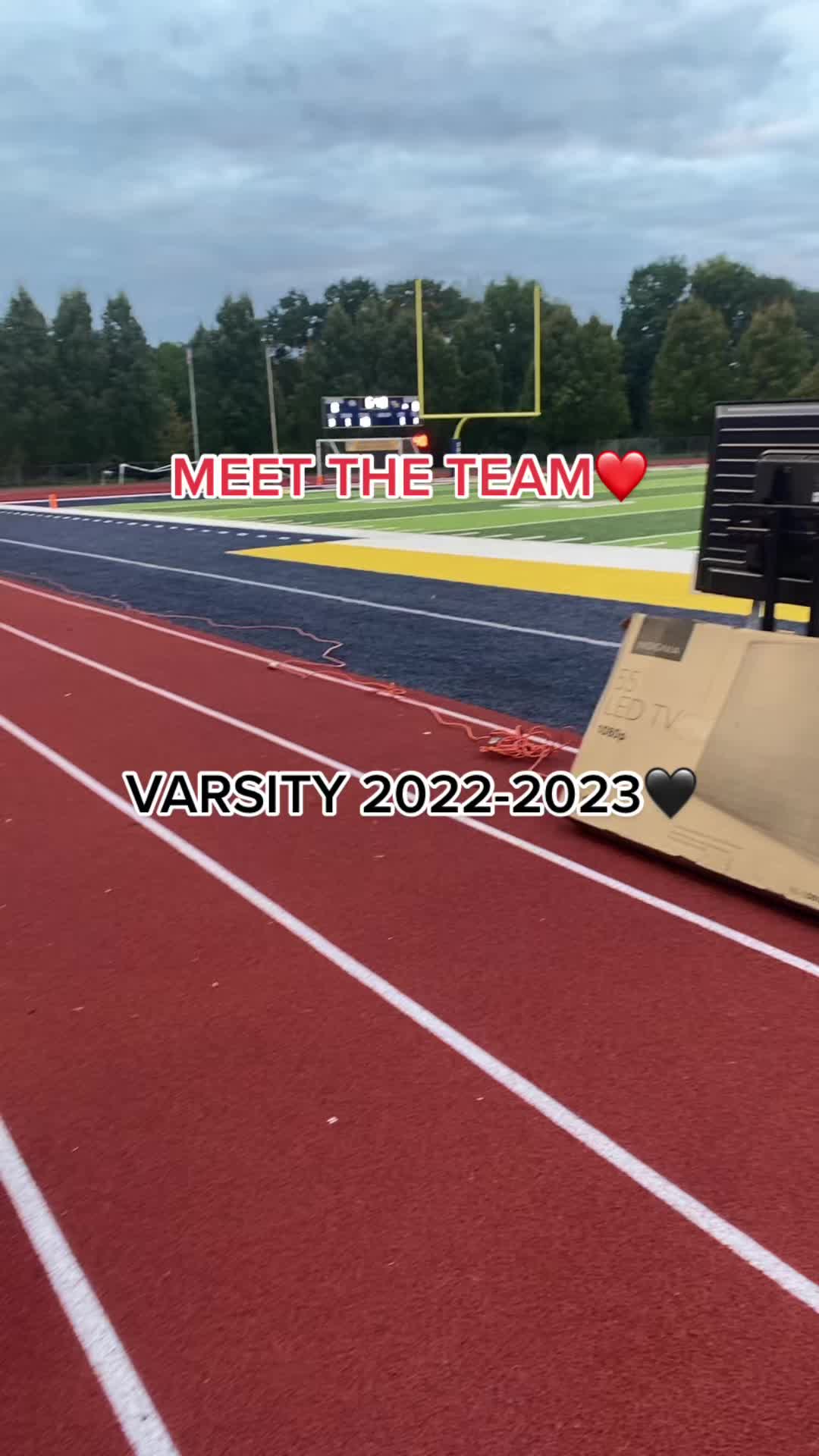 @churchill varsity cheer