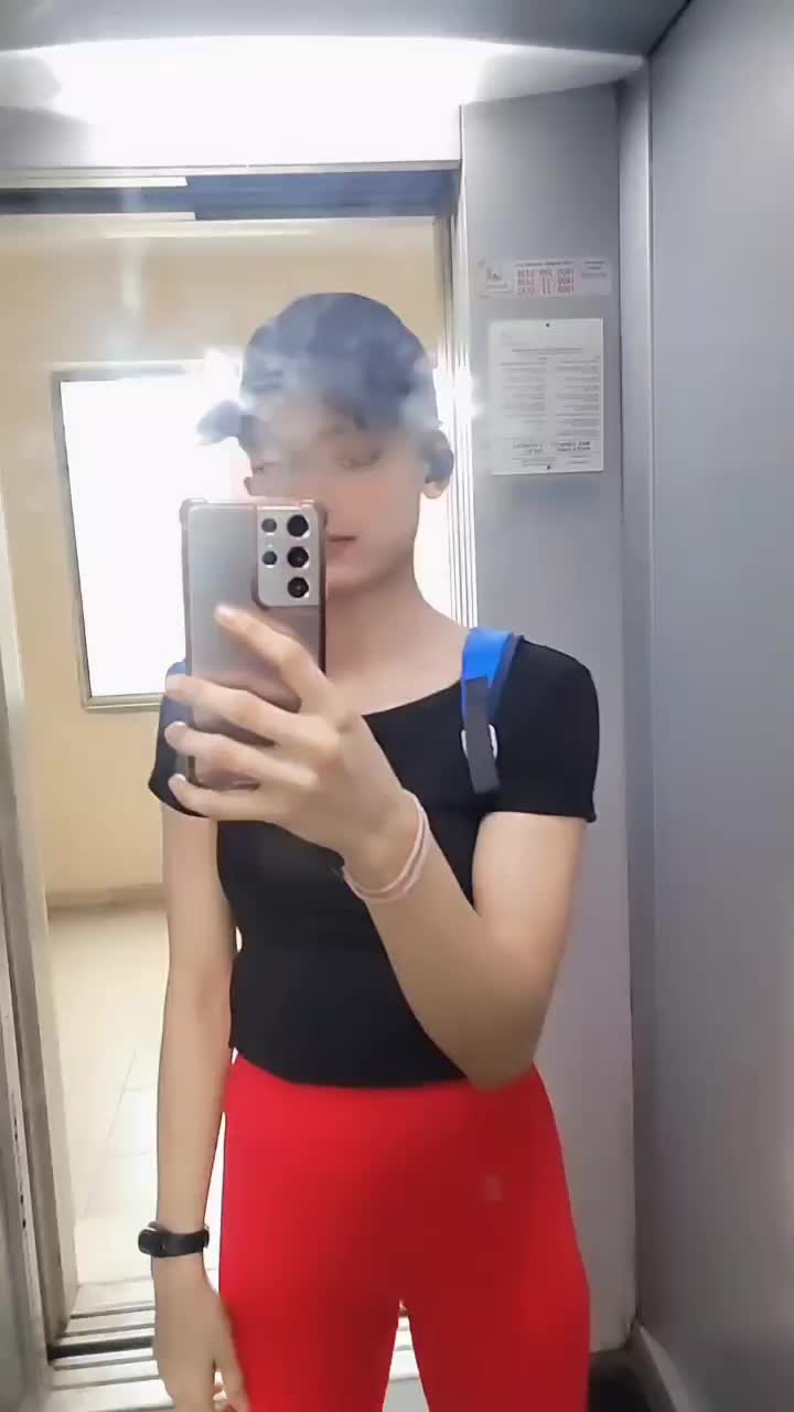 @princesskhann