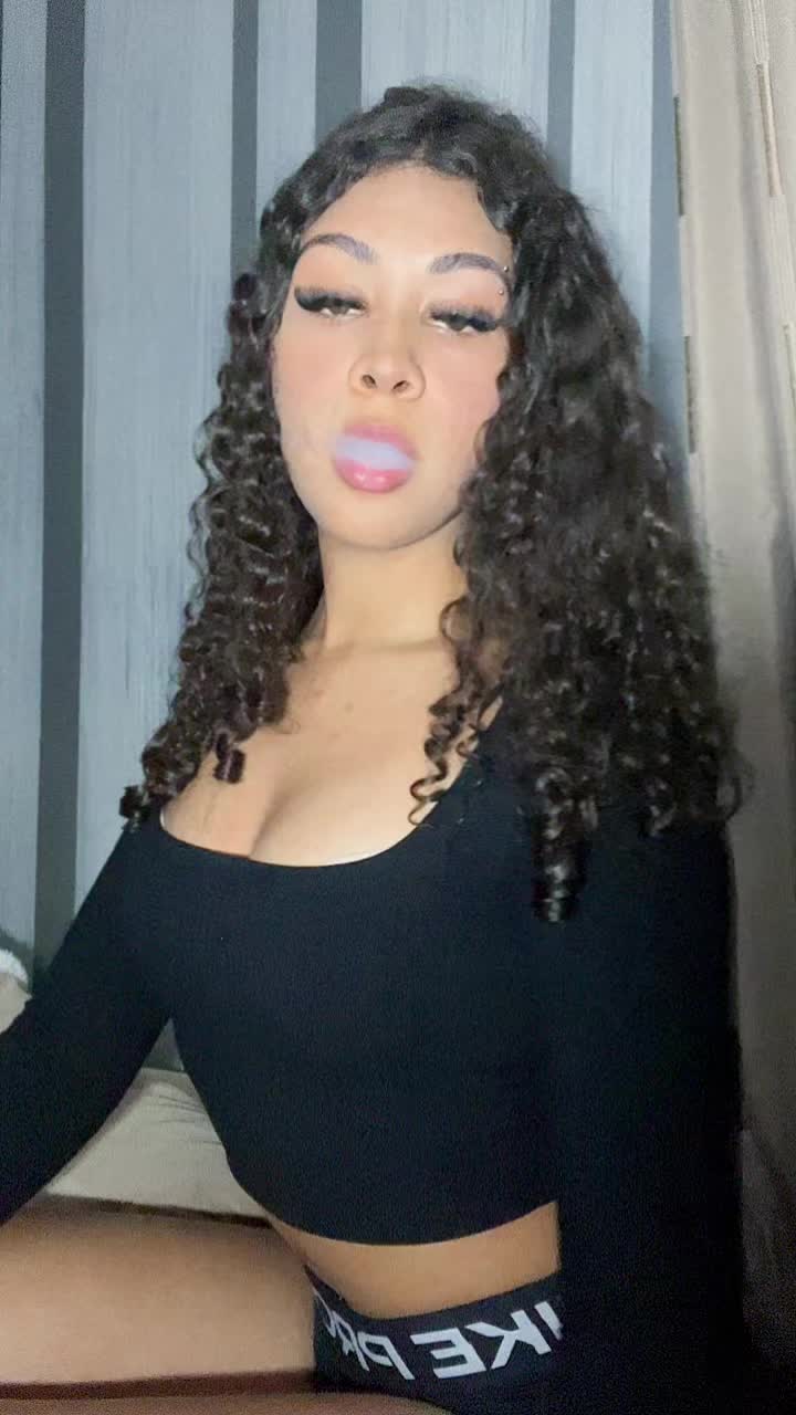 @Rebeca D&acirc;maris 🧸