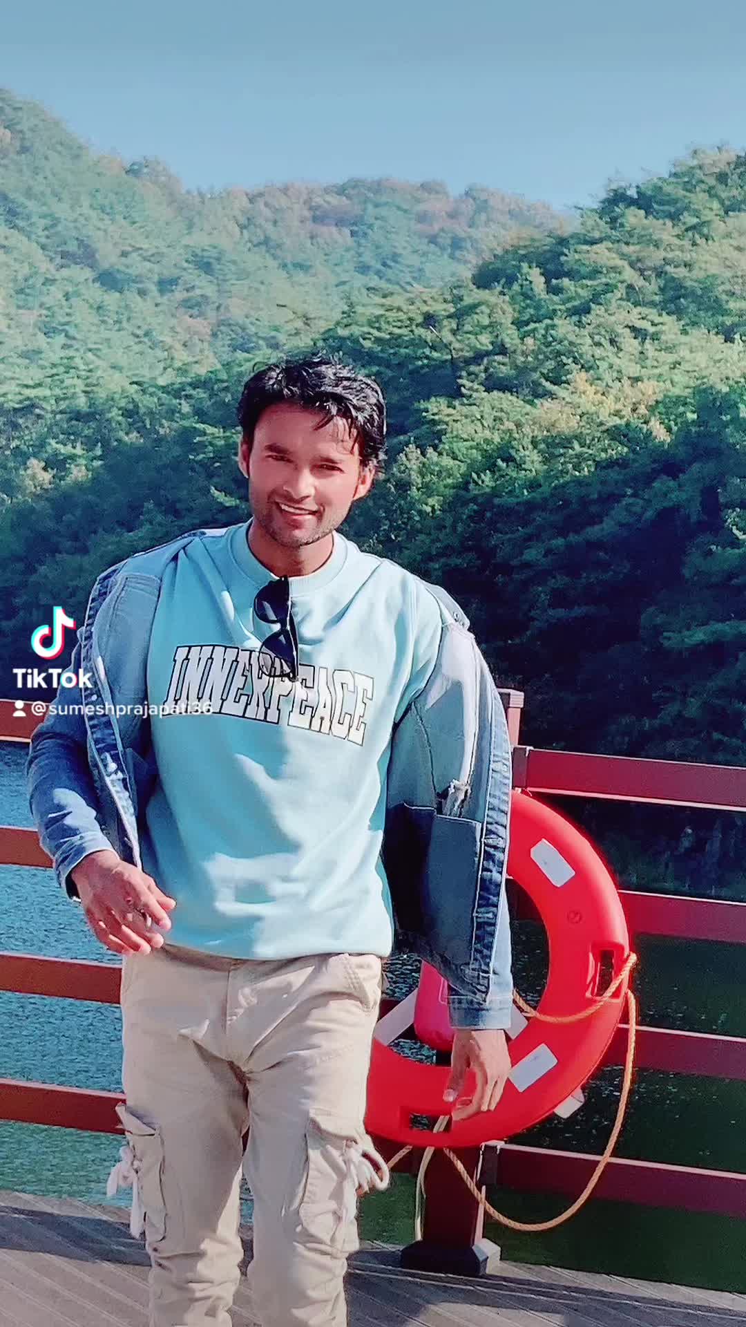 @Sumesh Prajapati 🇳🇵🇰🇷