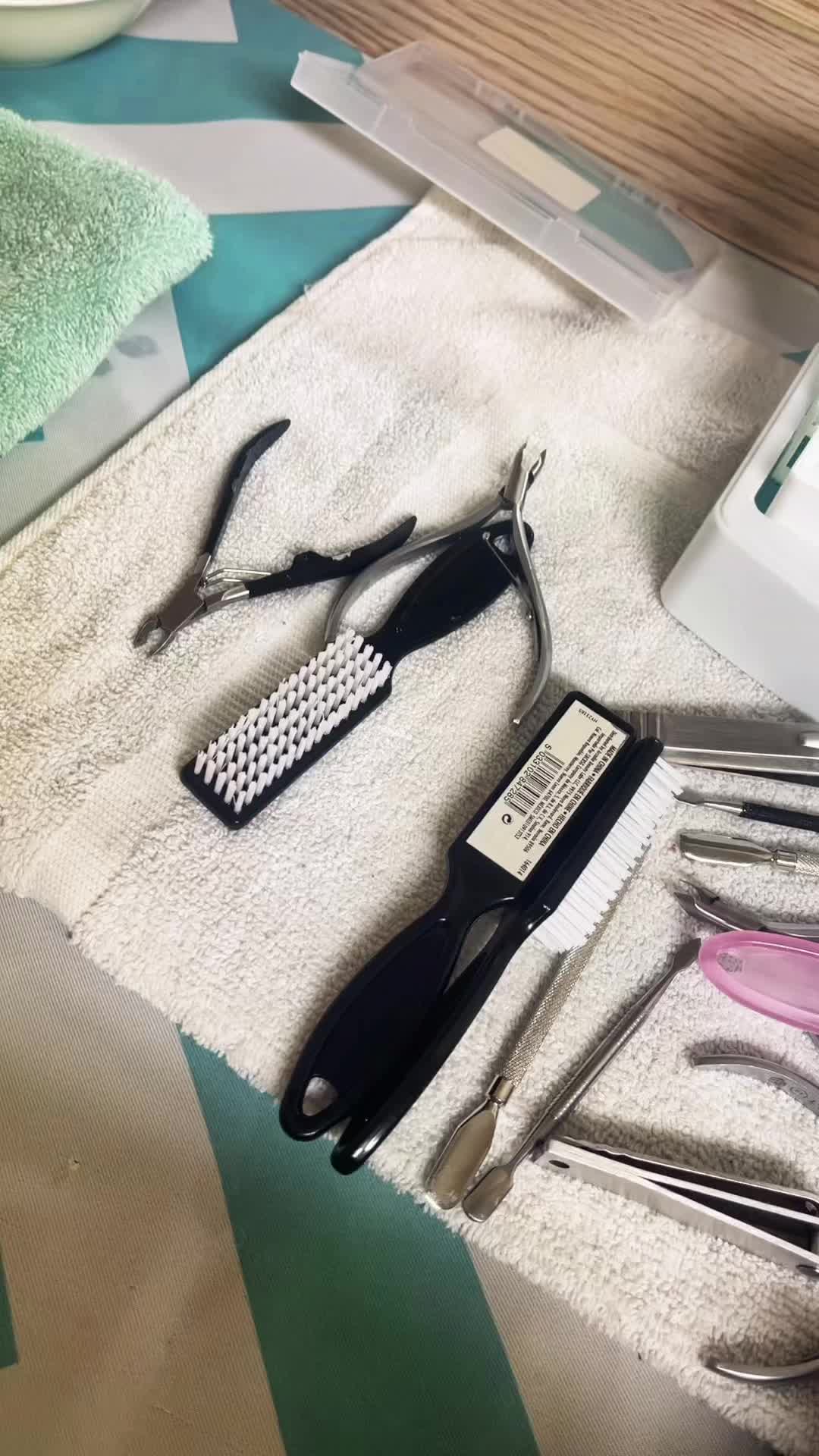 @NailzbyYessi /Nail & Toe tech