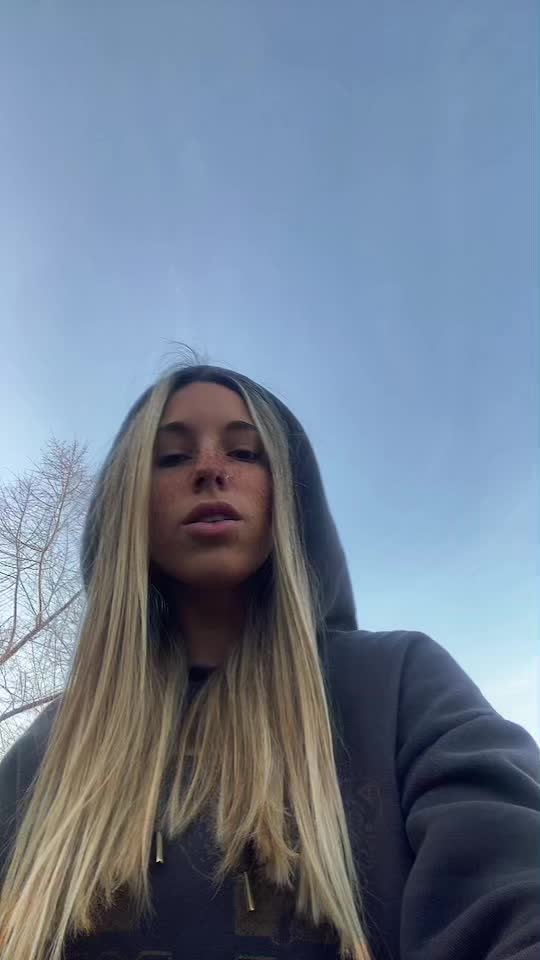 @Carola