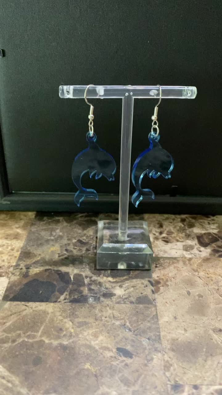 @moonlighttrinkets0