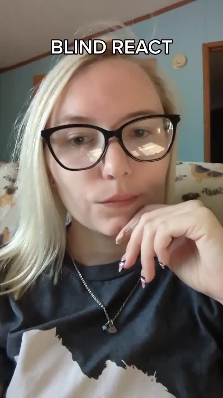 @RachAel Jean 🖤🤍💜