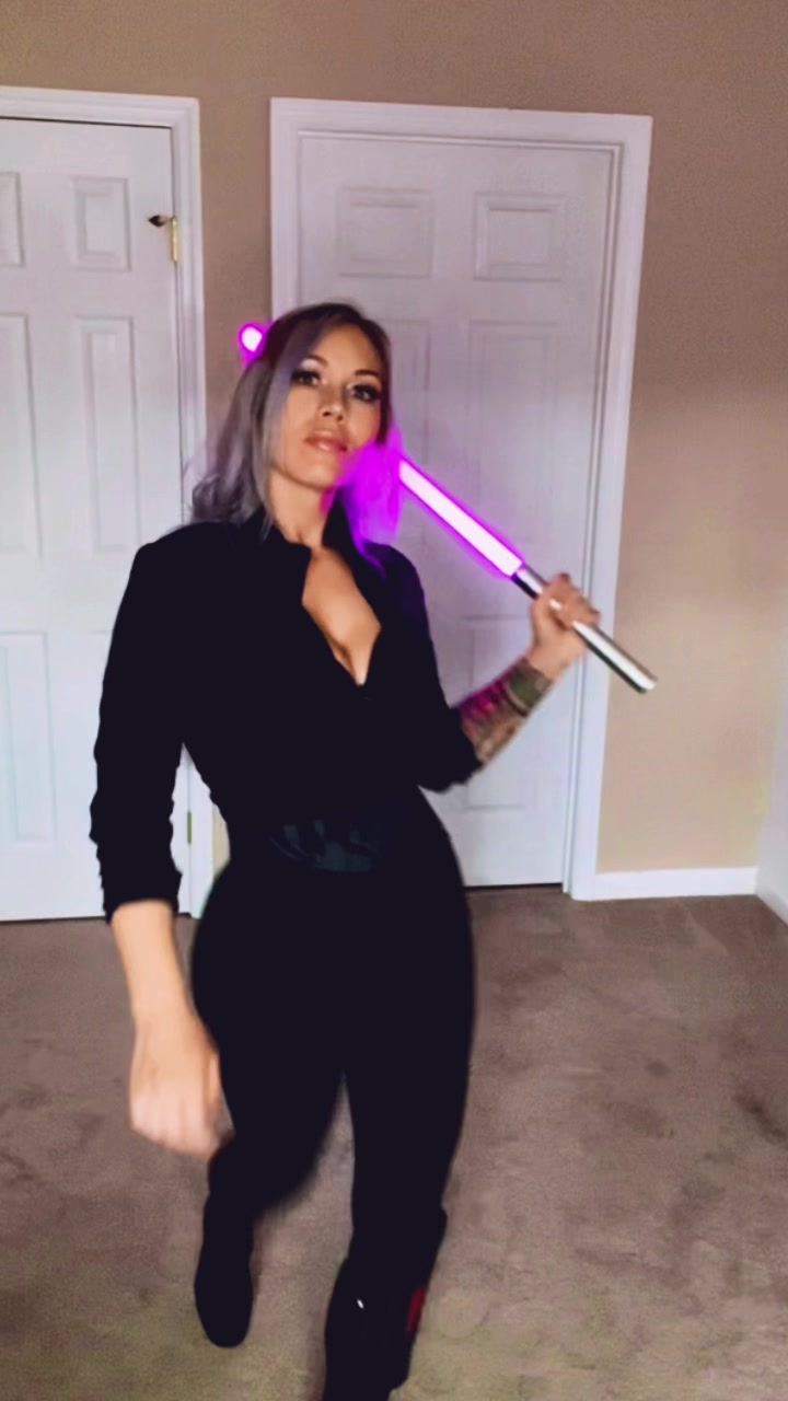 @ItsWonderWhytnie