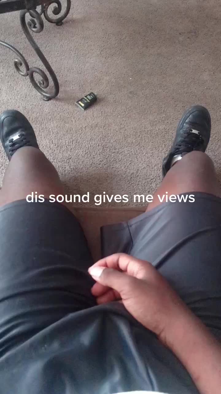 @Mello😤