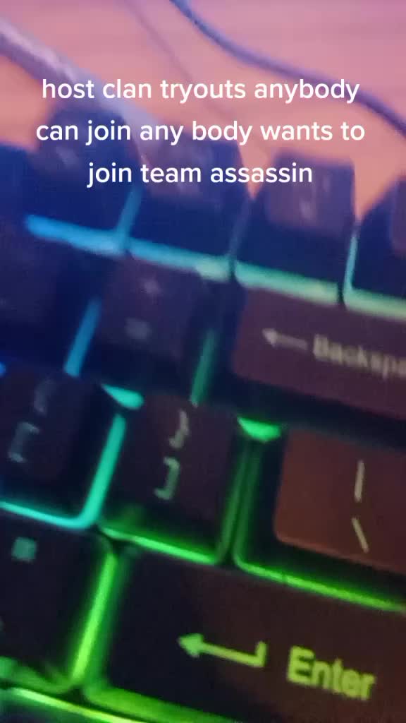 @camkjmill_on_keybord