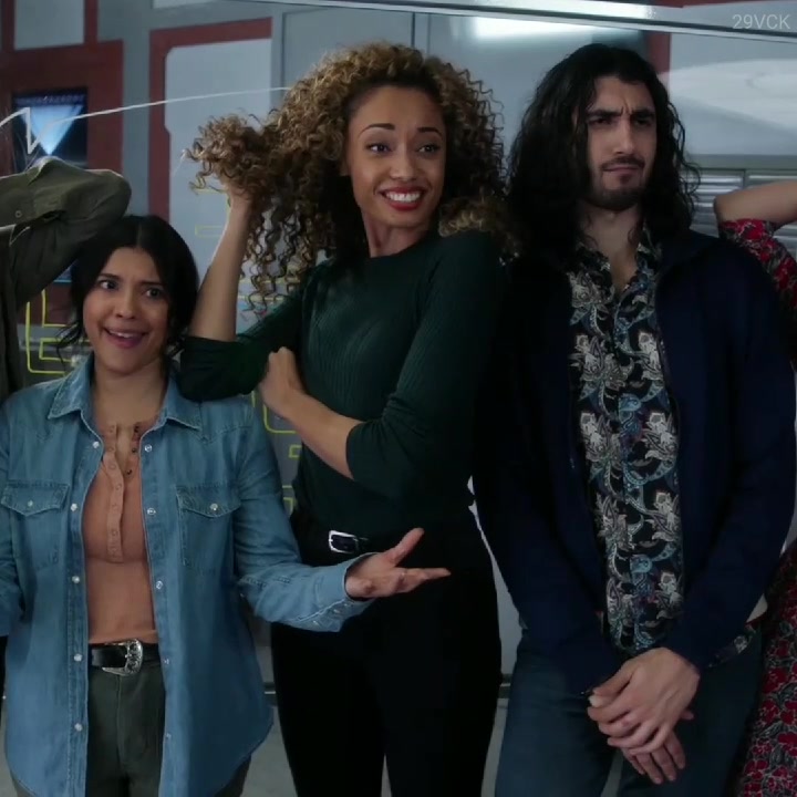 @vicky