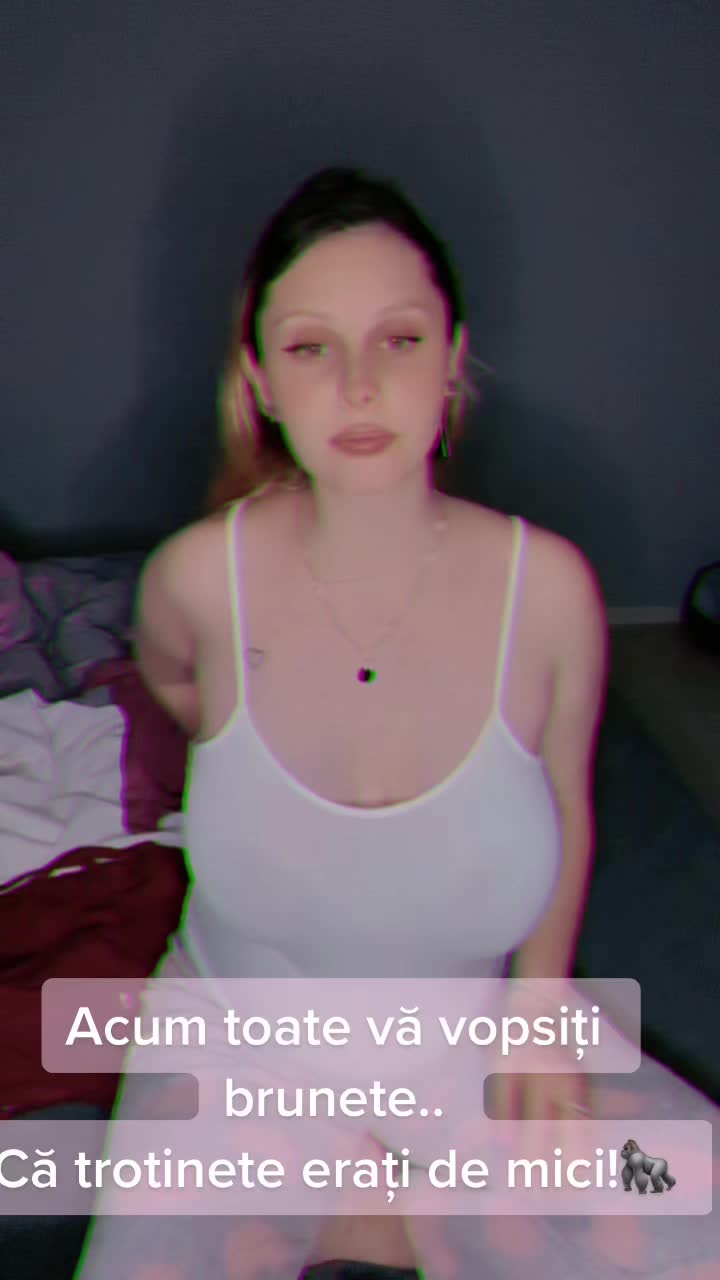 @Ilie Elena