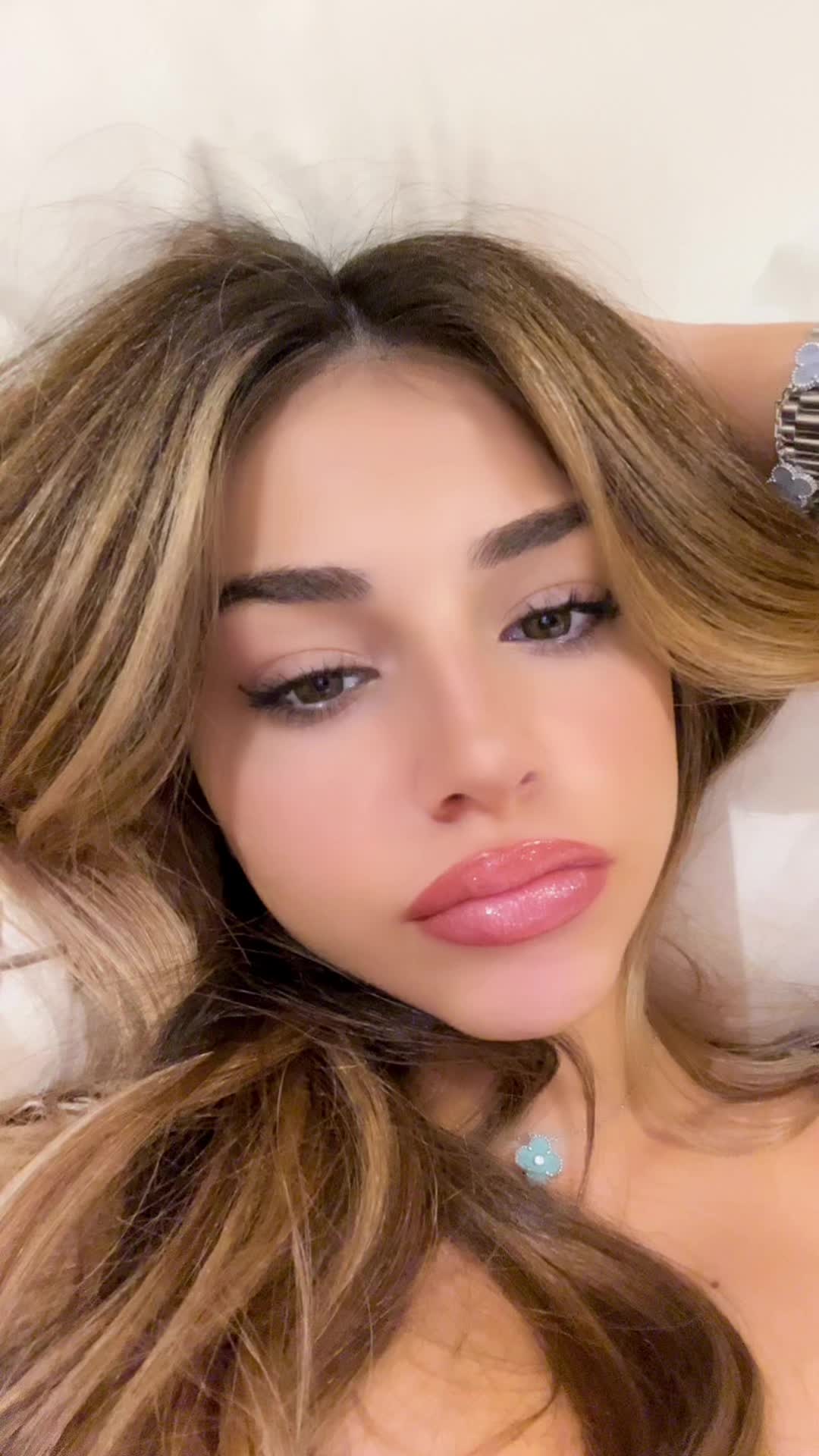 @Stella
