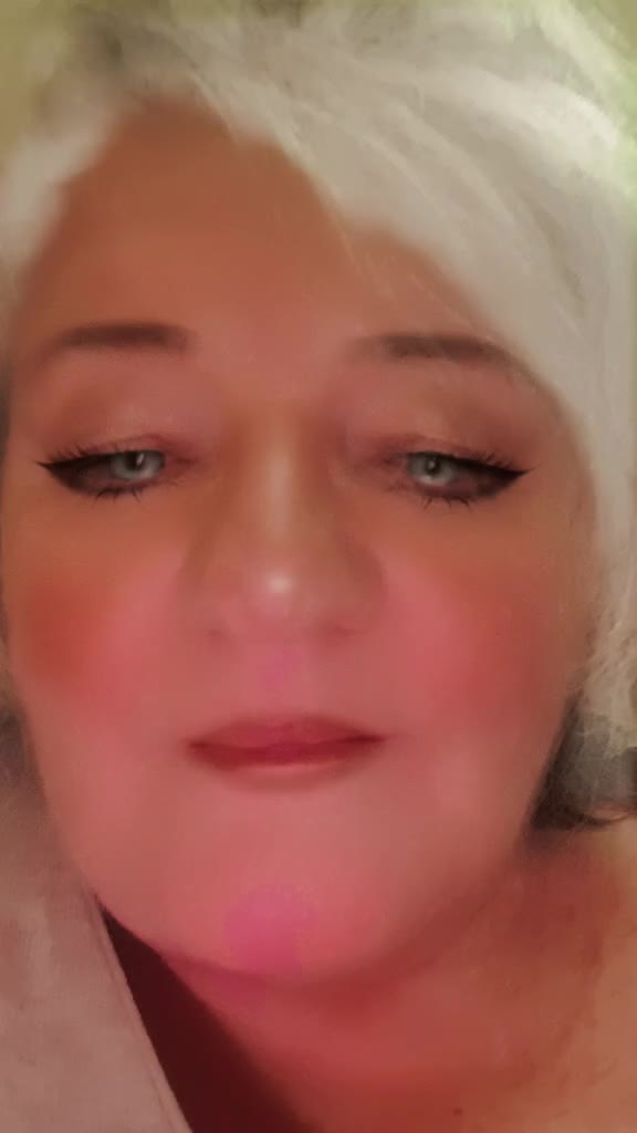 @Nicole Van Der Me415