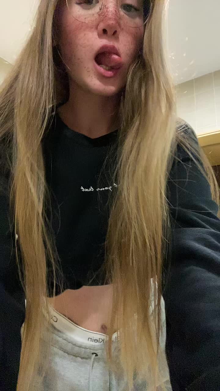 @Iriii💘